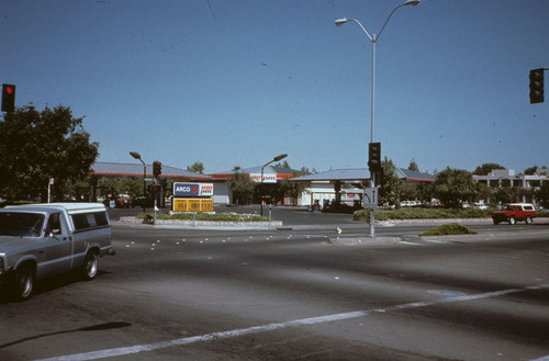 The corner of Russell Boulevard and Anderson Road