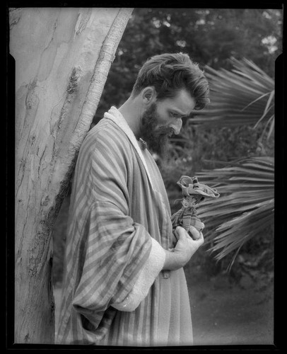 Actor Arthur Heinemann of the Sunday Players posing as the apostle Judas, circa 1935
