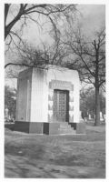 A.J. Franks Mausoleum, Chicago, exterior view