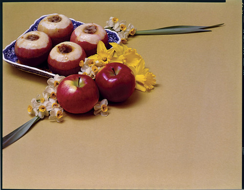 Baked apples with daffodils